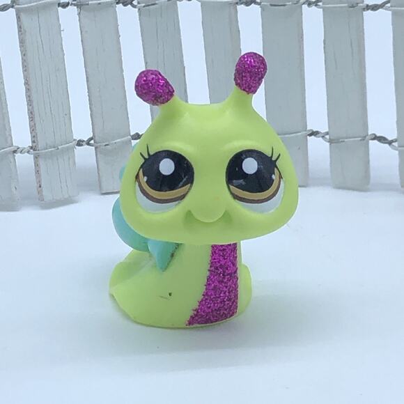 Littlest Pet Shop Blythe Vacation Neon Green Purple Sparkling Big Snail #2218 - Picture 1 of 4
